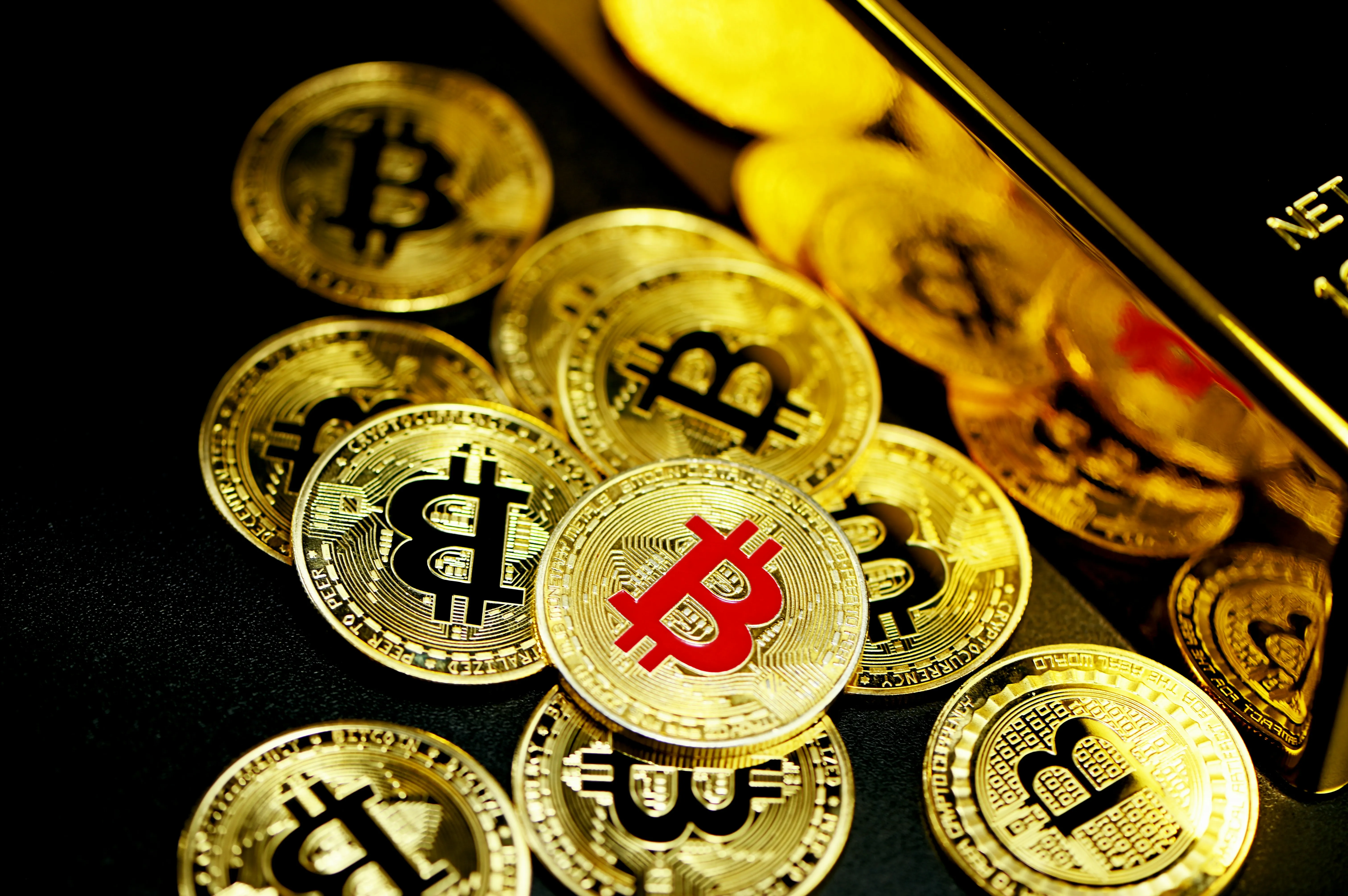 Đội ngũ hỗ trợ khách hàng J888 Casino 24/7 sẵn sàng phục vụ
